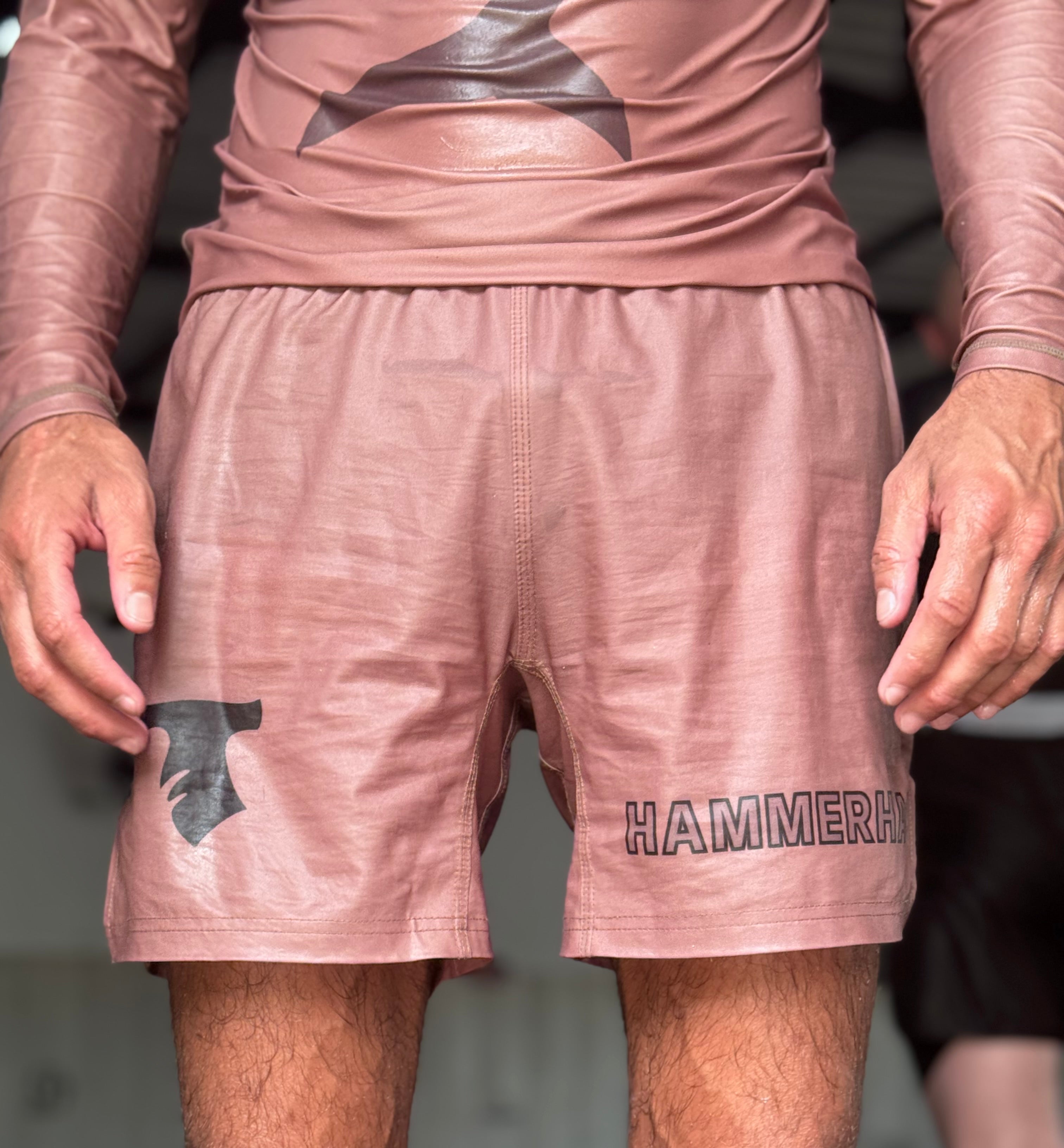 DUAL LAYER DESERT SAND - HAMMERHAI SHORTS